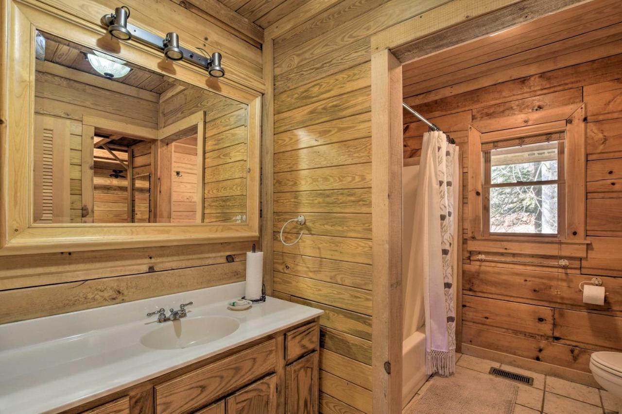 Creekside Marietta Cabin Retreat With Fire Pit! Slater-Marietta Luaran gambar