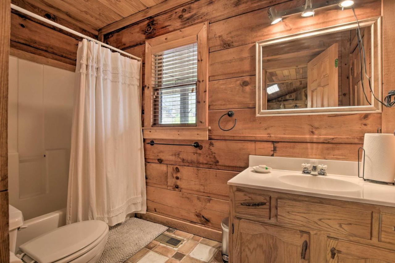 Creekside Marietta Cabin Retreat With Fire Pit! Slater-Marietta Luaran gambar